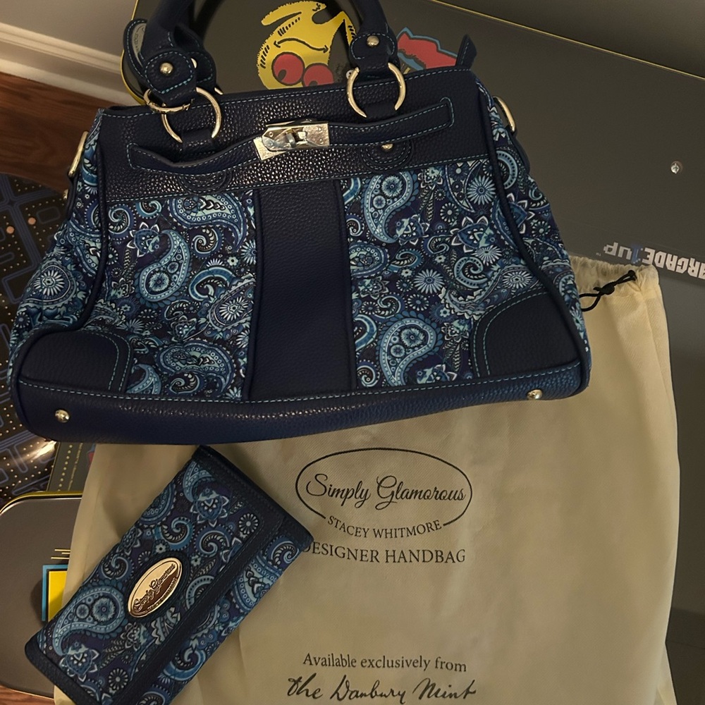 Simply Glamorous Navy and Blue Paisley Shoulder Bag Set Danbury Mint